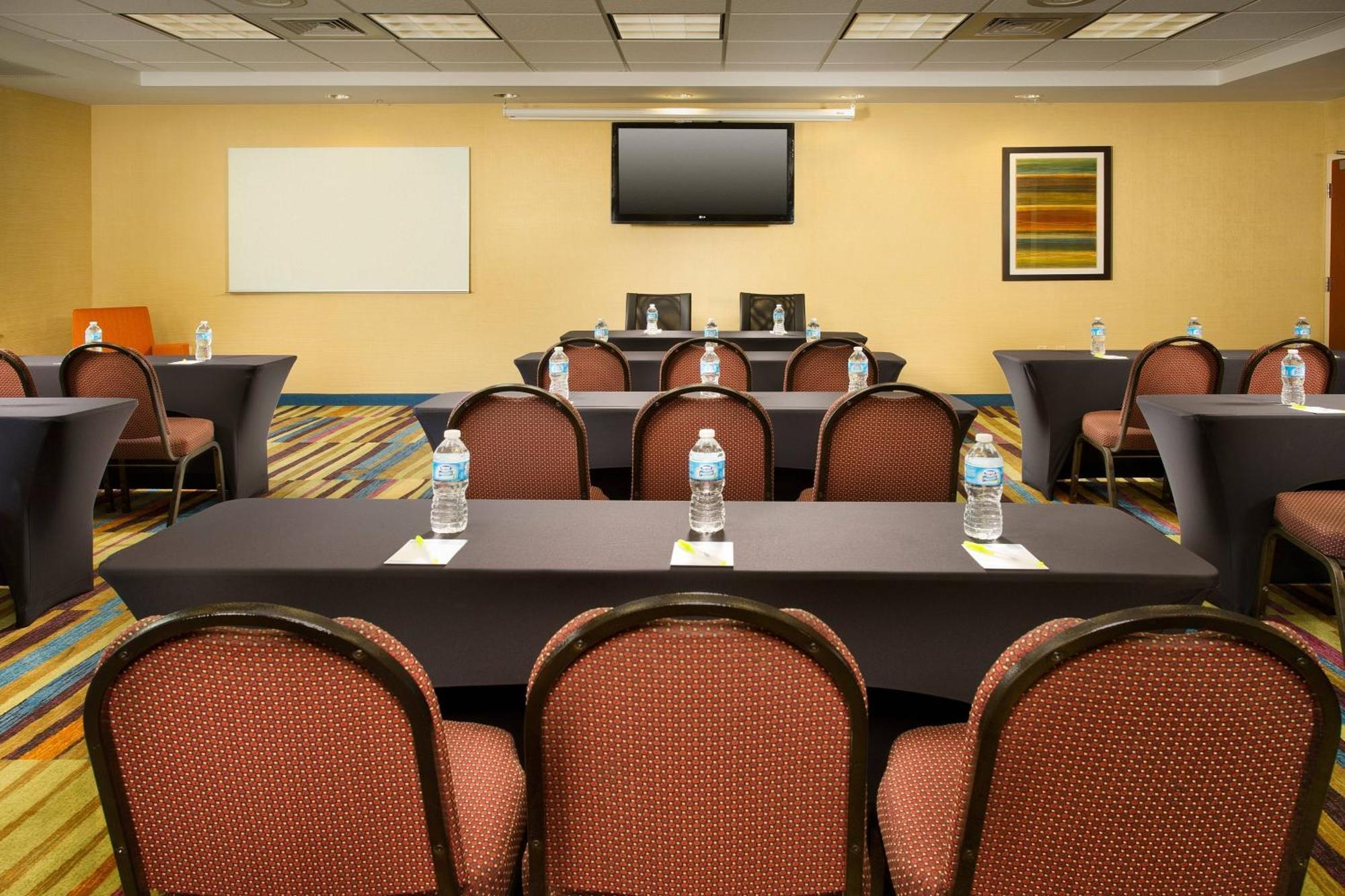 Fairfield Inn & Suites By Marriott Marshall Zewnętrze zdjęcie